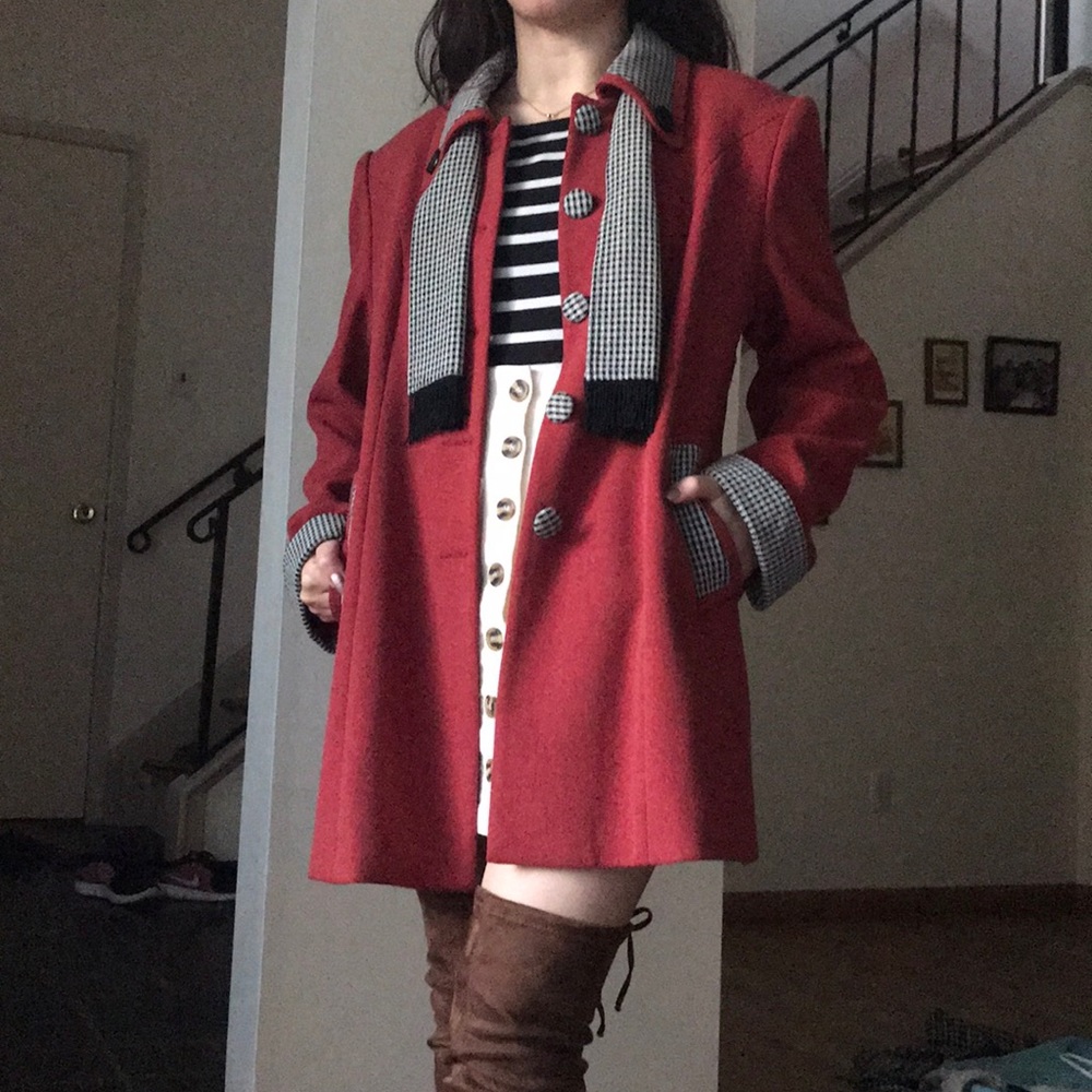 NWOT Red trench coat with checkered detailing sz S